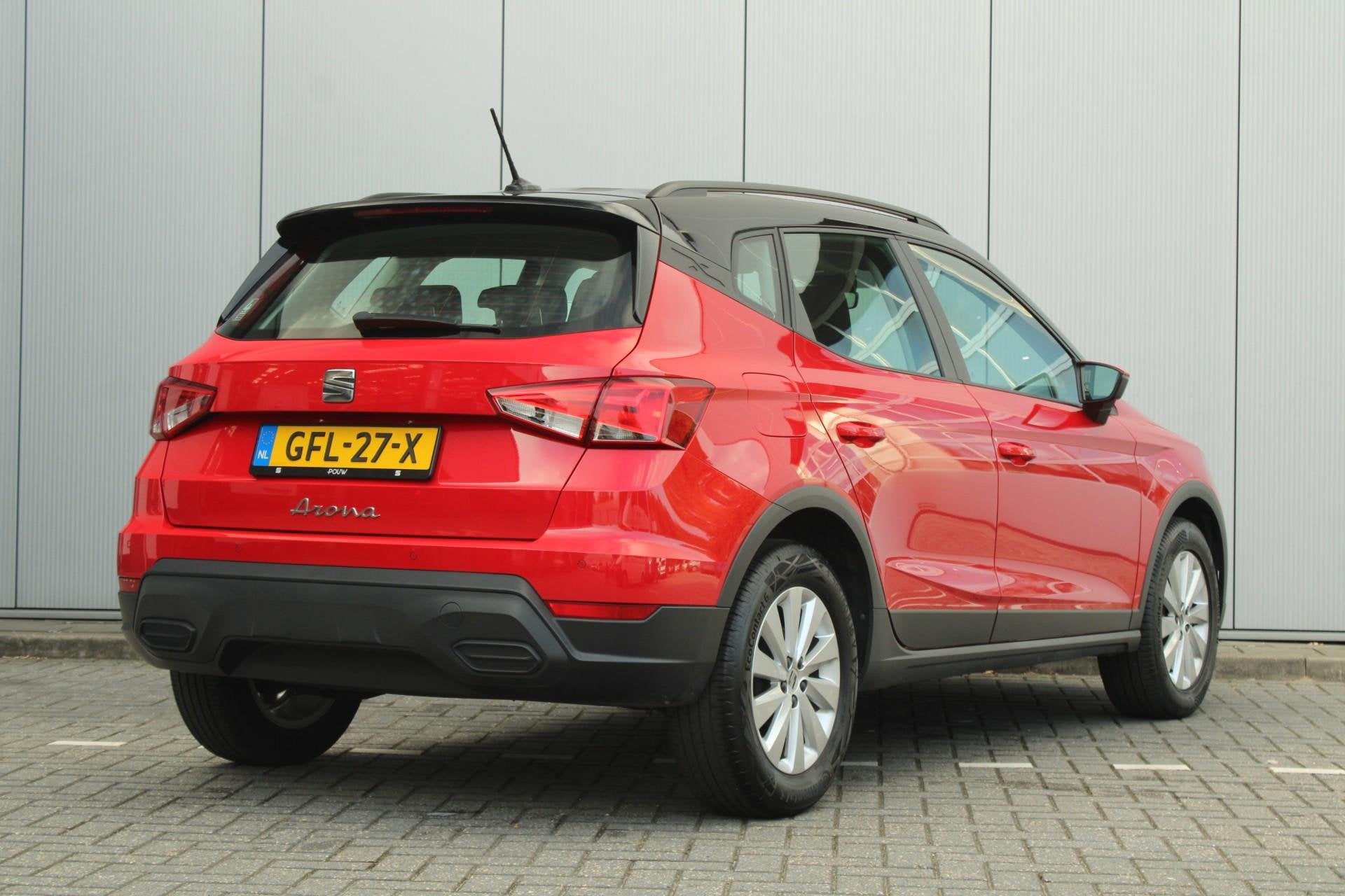 SEAT Arona 1.0 EcoTSI 95pk Style | DAB | Apple CarPlay/ Andr, Voorwielaandrijving, 12 maanden, Stof, Gebruikt