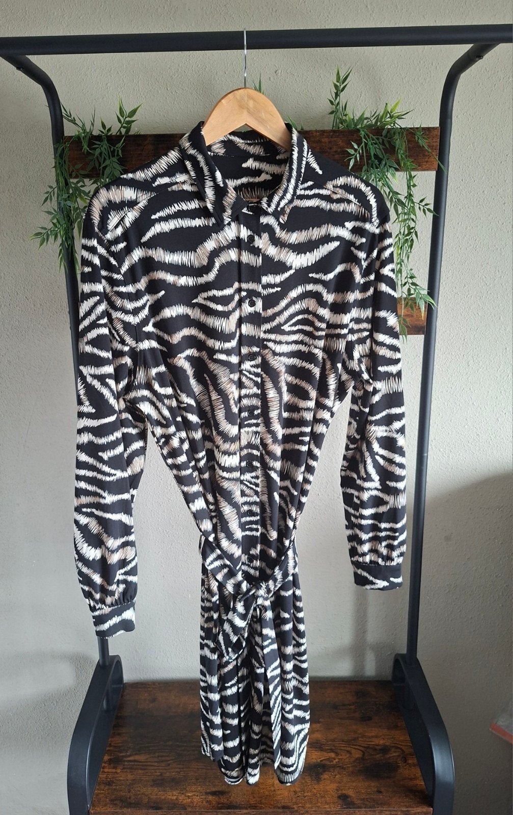 JURK zwart beige wit prnt L/XL, Kleding | Dames, Meerkleurig, Maat 42/44 (L), Nieuw, Ophalen of Verzenden