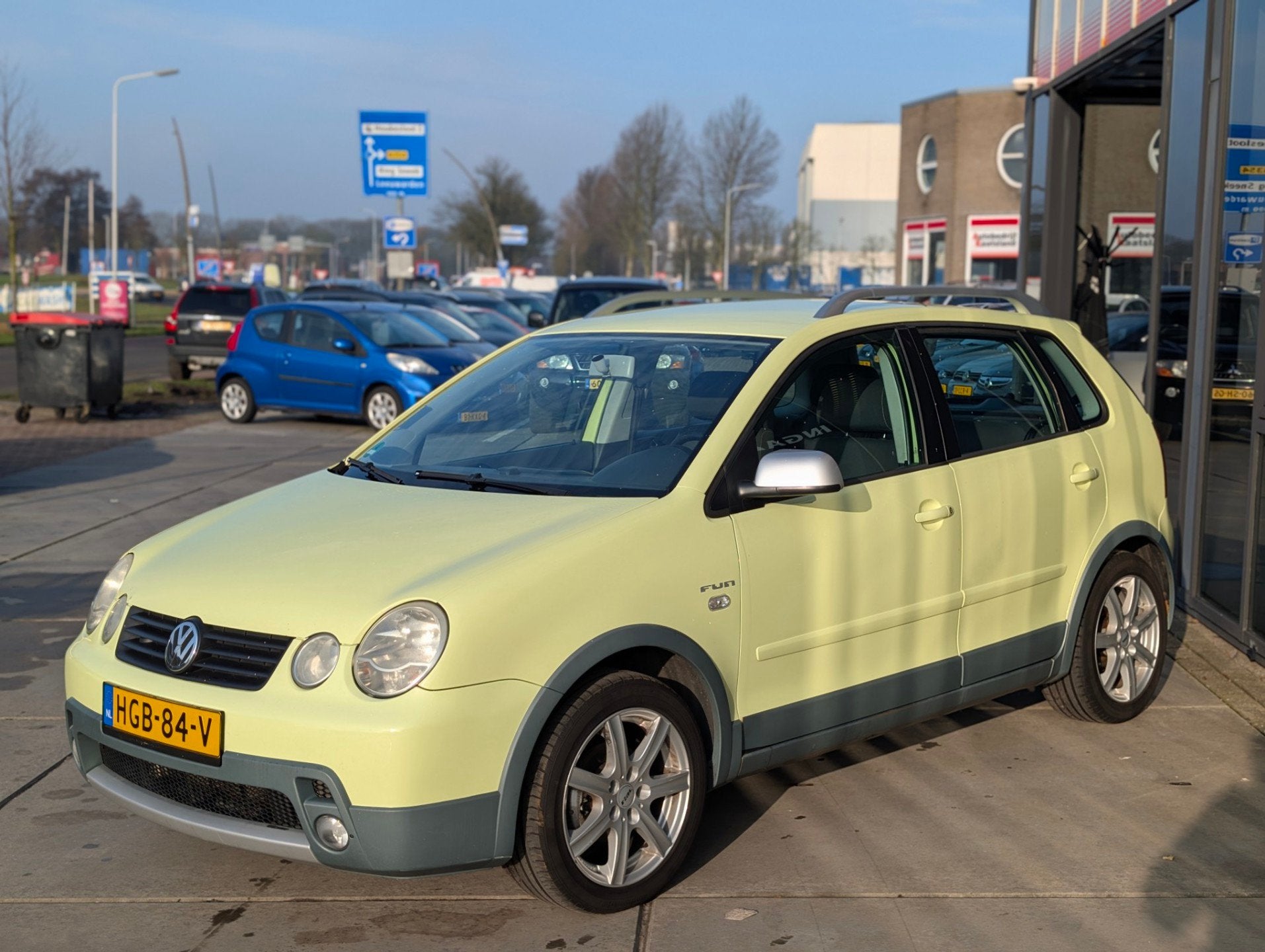 Volkswagen POLO 1.4-16V Cross FUN - Airco - LPG g3 - NIEUWE, Auto's, Volkswagen, Voorwielaandrijving, Gebruikt, Zwart, 4 cilinders