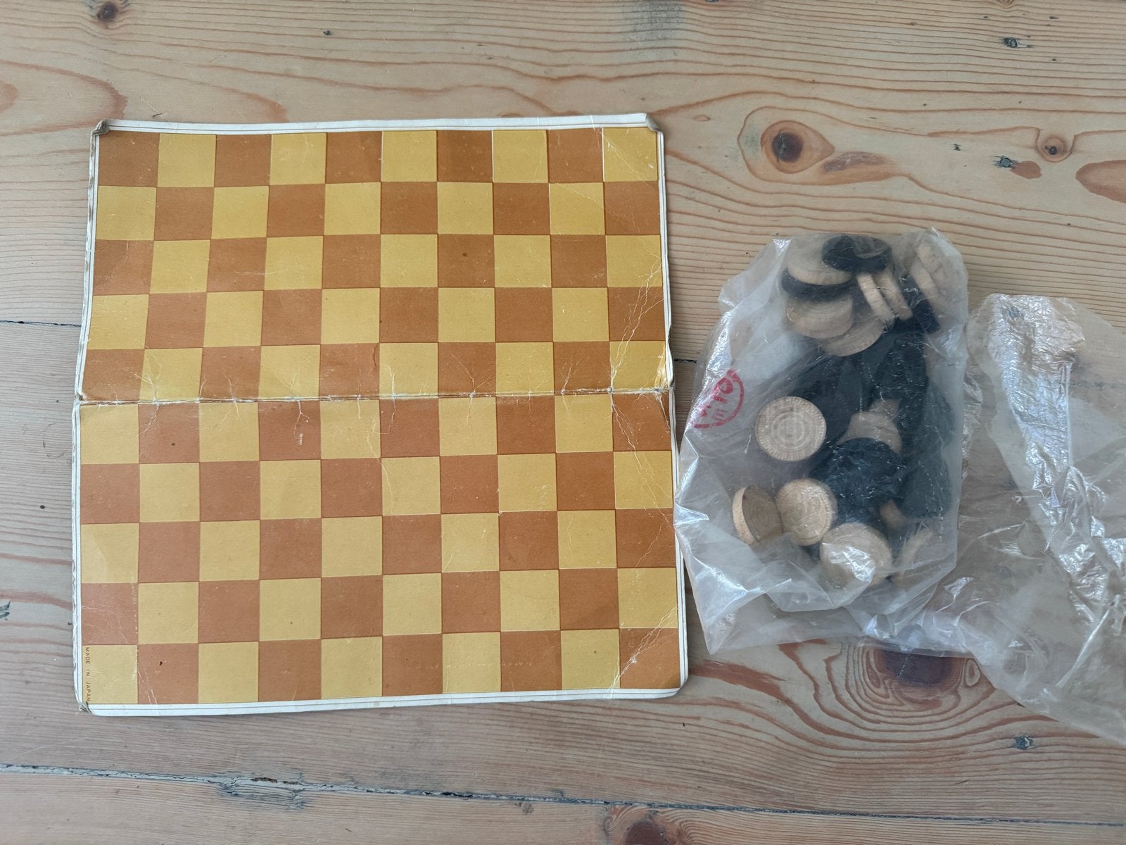 Damspel zonder doos - Ideaal voor vakantie/camping, Een of twee spelers, Ophalen of Verzenden, Gebruikt, Reisspel