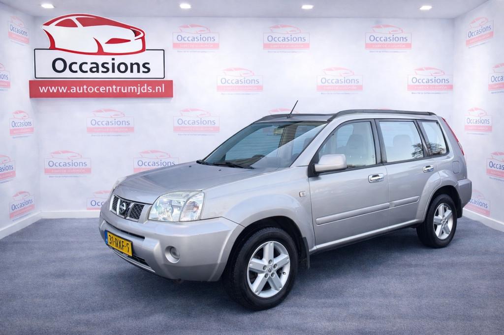 Nissan X-Trail 2.5 Elegance, Multifunctioneel stuurwiel, Gebruikt, Zwart, 4 cilinders