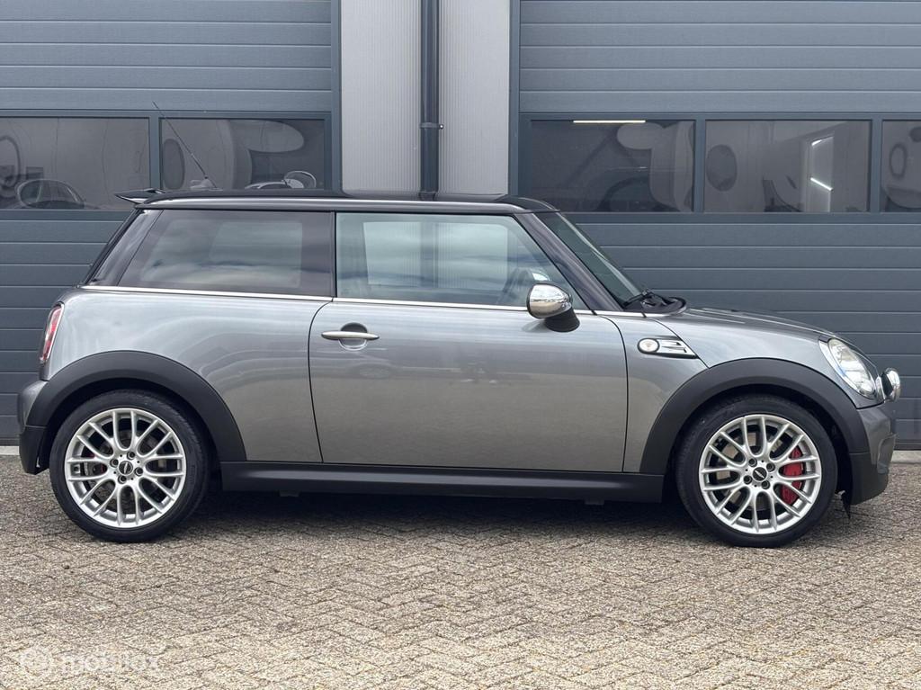 Mini Mini 1.6 John Cooper Works Chili Uitvoering, Auto's, Voorwielaandrijving, Automatische klimaatregeling, 15 km/l, 4 cilinders