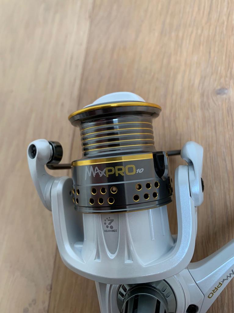 Nieuwe Abu Garcia Pro Max 1000 & 6000 molens, 7 lagers, Abu garcia, Molen, Nieuw, Ophalen of Verzenden