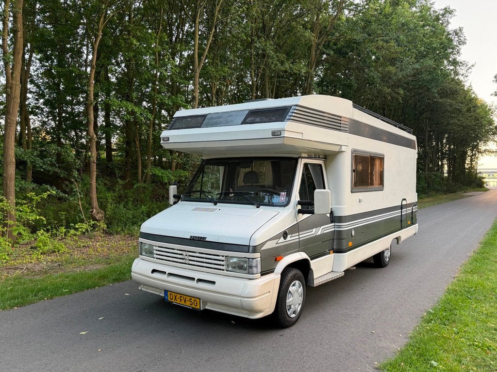 Peugeot 290 G52 KAMPEERAUTO , Hobby 620! Stuurbekrachtiging,, Caravans en Kamperen, Campers, Overige merken, Bedrijf, Diesel