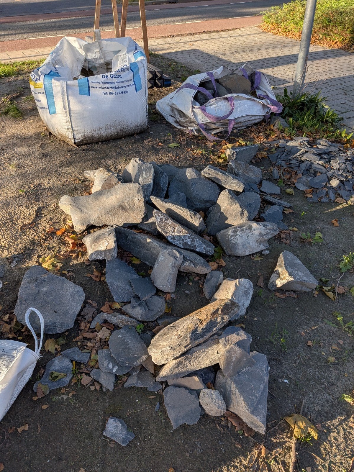 Grote natuurstenen rotsen en keien voor tuin of decoratie, Ophalen, Overige materialen, Gebruikt, Kei
