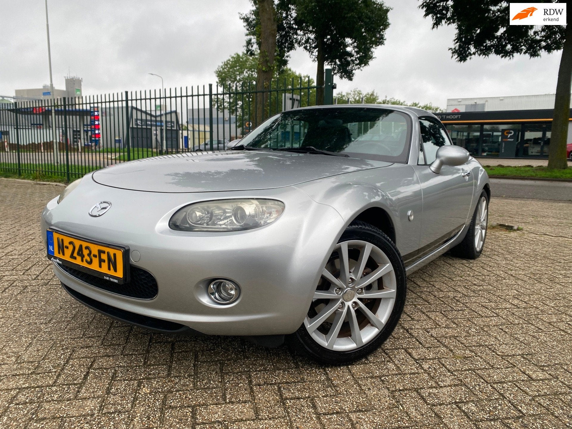 Mazda MX-5 1.8 Exclusive Hardtop Camera Stoelverw Leer, 127 pk, Dealer onderhouden, Achterwielaandrijving, Gebruikt