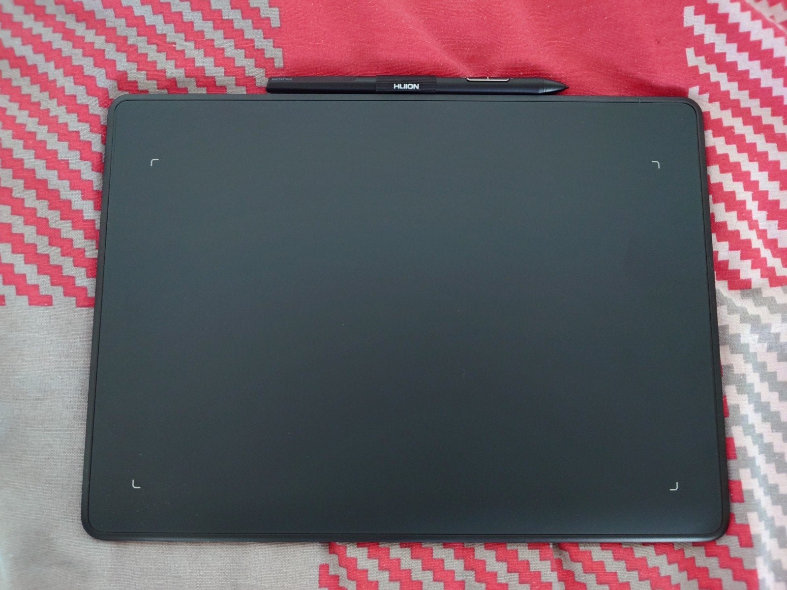 Huion Inspiroy Frego M tekentablet, Computers en Software, Ophalen of Verzenden, Zo goed als nieuw, Bedraad, Huion