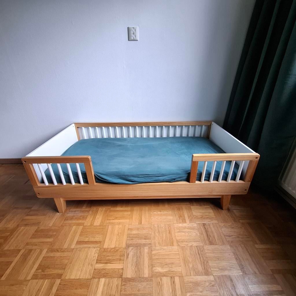 Houten peuterbed, 70 tot 85 cm, 140 tot 160 cm, Zo goed als nieuw, Ophalen