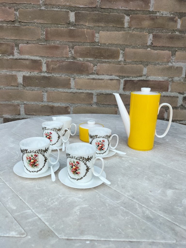 Kinderservies plastic, Kinderen en Baby's, Speelgoed | Overig, Ophalen of Verzenden, Zo goed als nieuw, Meisje