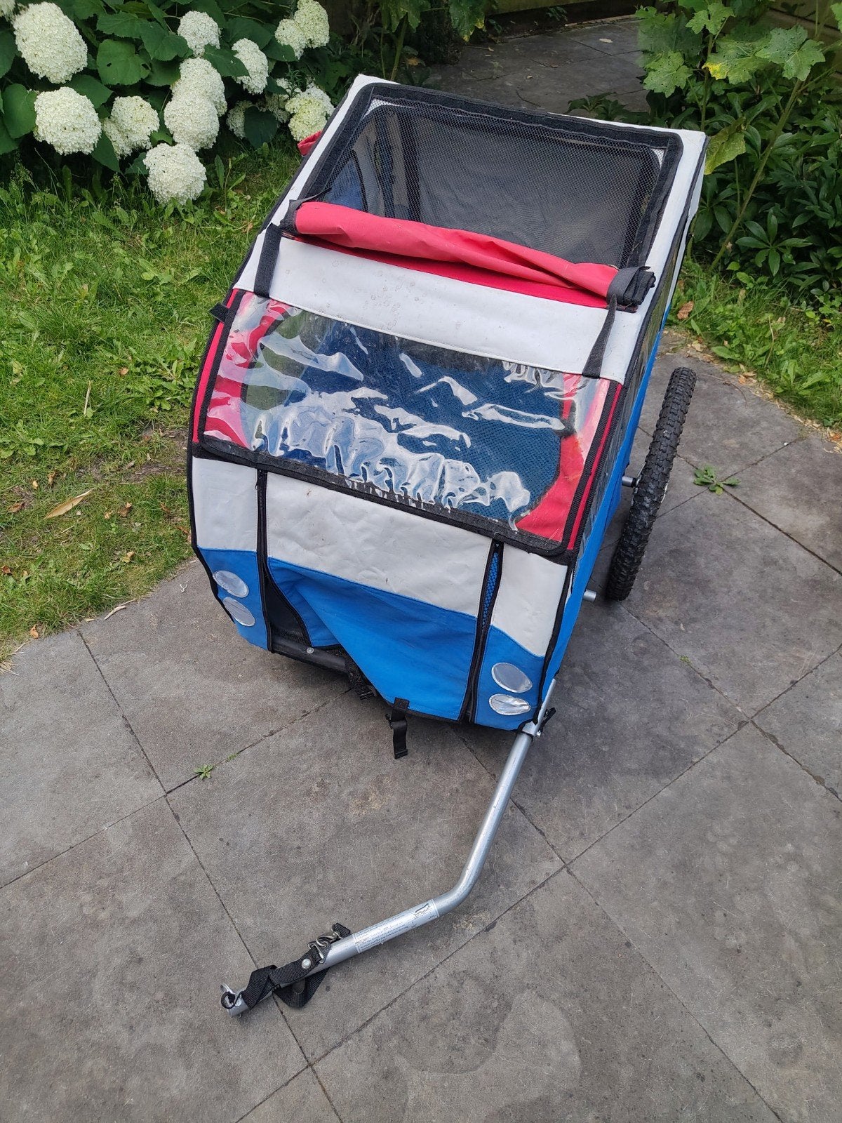 Hondenfietskar - degelijk, maar met twee lekke banden, Ophalen, Gebruikt, Hondenkar