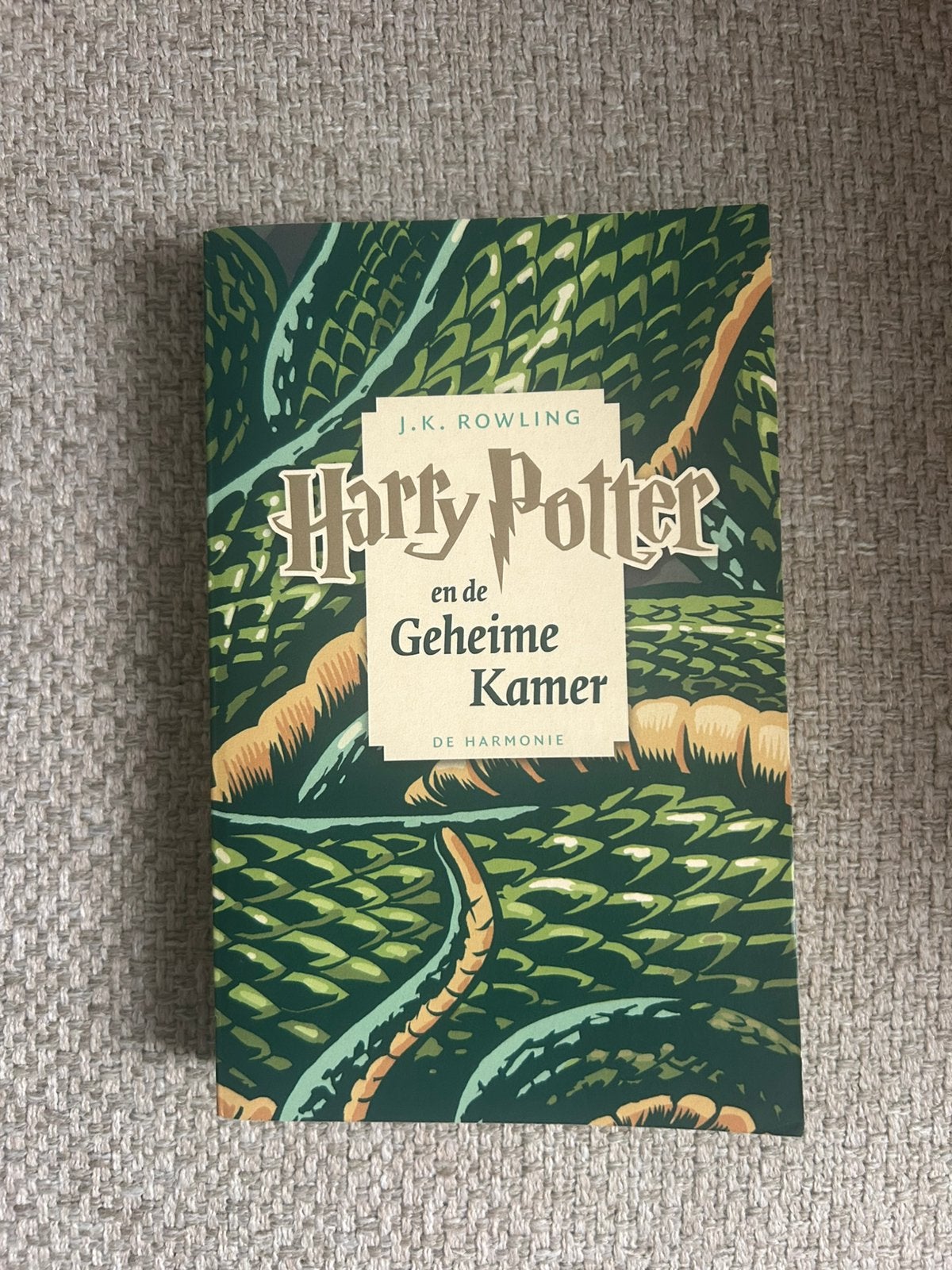 Harry Pottrr en de geheime kamer -J.K. Rowling, Ophalen of Verzenden, Zo goed als nieuw, Boek of Poster