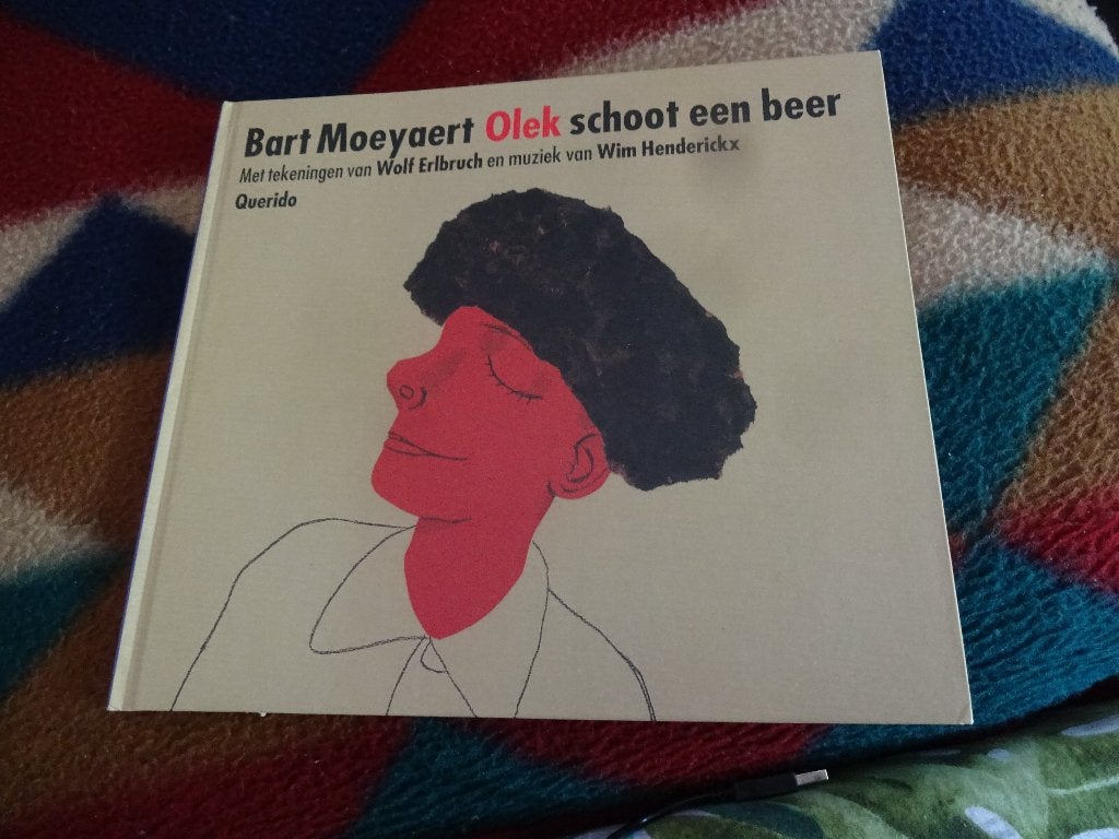 Bart Moeyaert Olek schoot een beer [  met cd], Ophalen of Verzenden, Zo goed als nieuw, Prentenboek