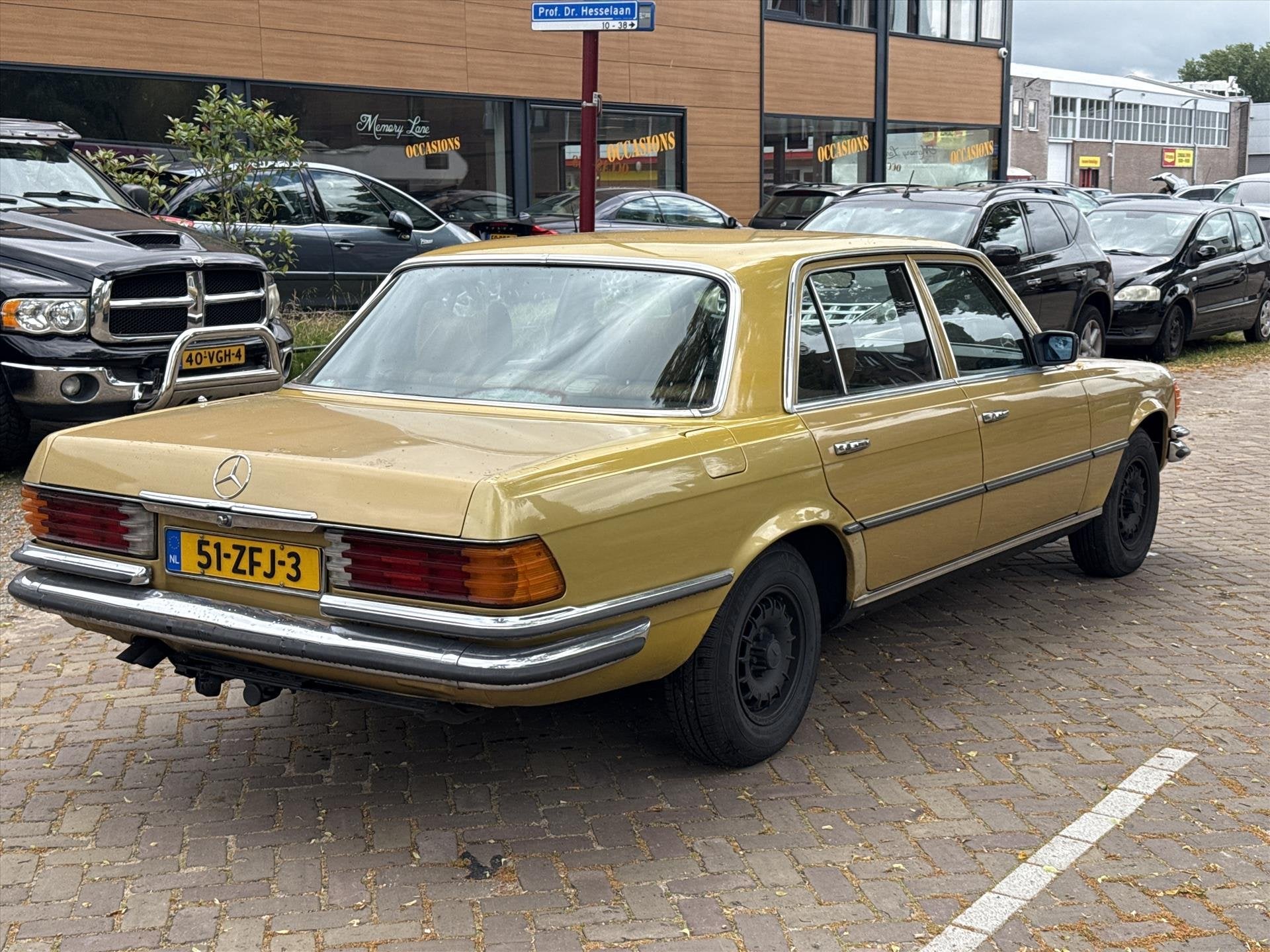 Mercedes S-Klasse 2.7 280 SEL, Auto's, Gebruikt, 2717 cc, Geel, Bedrijf