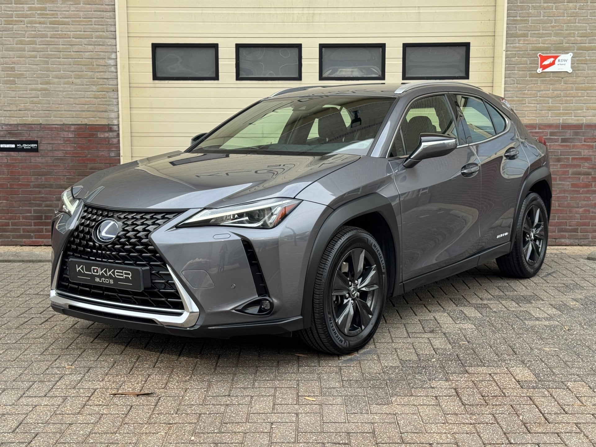 Lexus UX 250h Business Line Dealer ondh.|2E EIG|ORIG NL|Line, Auto's, Dealer onderhouden, Gebruikt, 4 cilinders, Origineel Nederlands