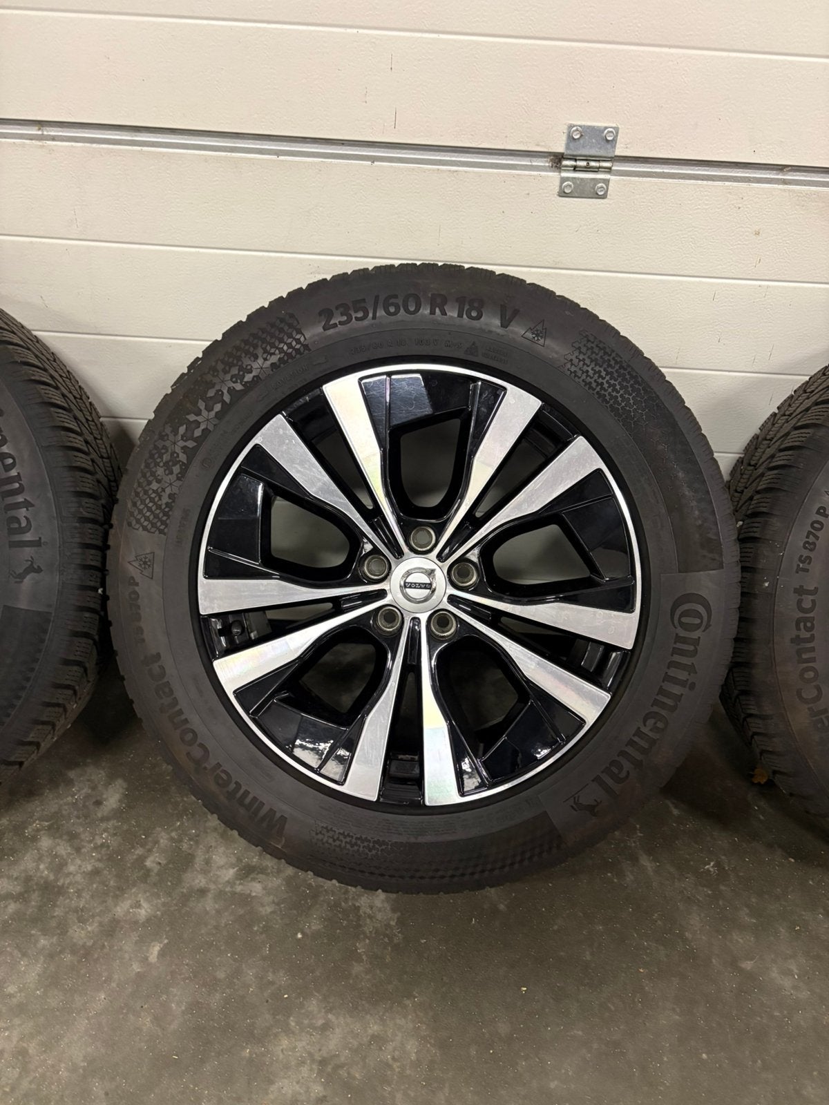 Volvo XC60 18 inch velgen winter Continental 7 mm, 18 inch, Gebruikt, Banden en Velgen, Zweden