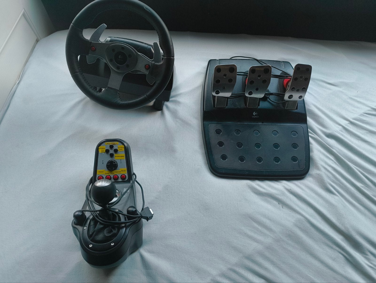 Logitech G25 Racing Stuurwiel met Pedalen en Shifter, Spelcomputers en Games, Online, 1 speler, Racen en Vliegen, Ophalen of Verzenden