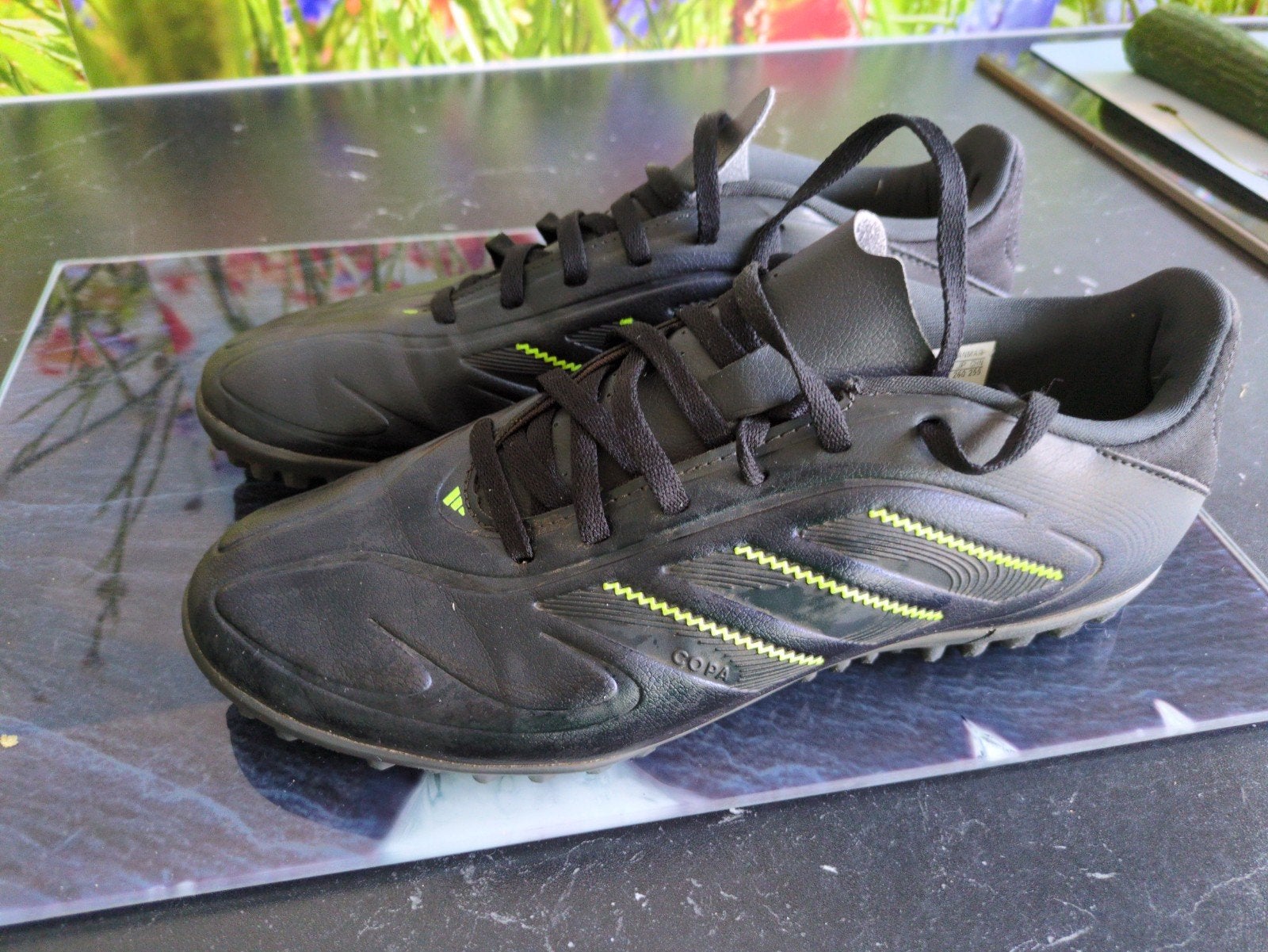 Adidas Copa Multicourt Schoenen Maat 41,5 - Zeer Goede Staat, Ophalen of Verzenden, Zo goed als nieuw, Schoenen