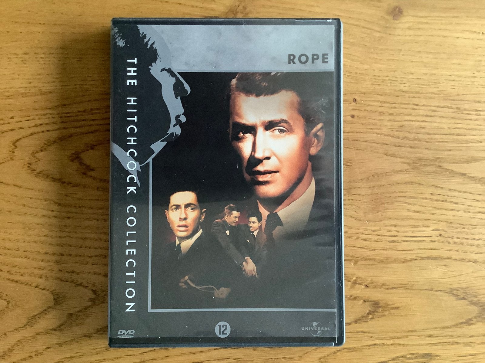 2). Alfred Hitchcock Rope, James Stewart, Farley Granger., Ophalen of Verzenden, Zo goed als nieuw