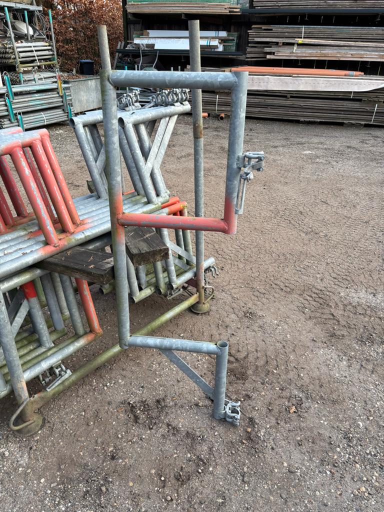 Liftboys ,steiger, liften ,stalen steiger,steigeronderdelen, Doe-het-zelf en Verbouw, Steigers, Ophalen of Verzenden, Zo goed als nieuw