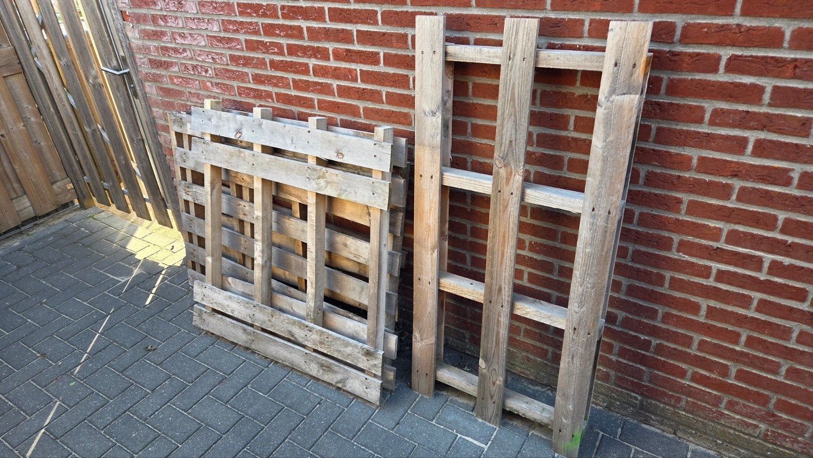 Gratis: 4 gebruikte houten pallets, Ophalen, Gebruikt, 50 mm of meer, Pallet