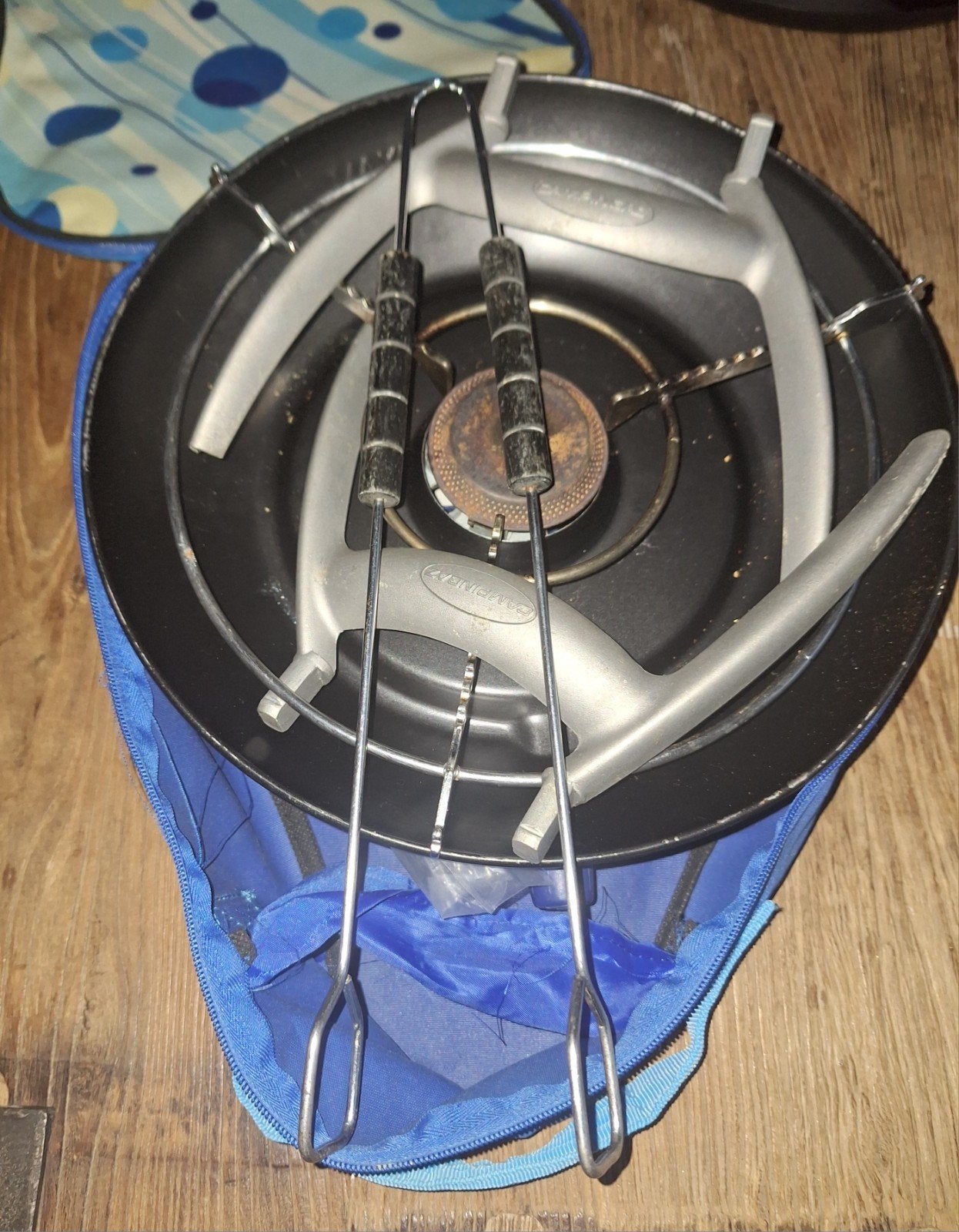 BBQ Campingaz compact, Caravans en Kamperen, Kampeeraccessoires, Zo goed als nieuw, Ophalen of Verzenden