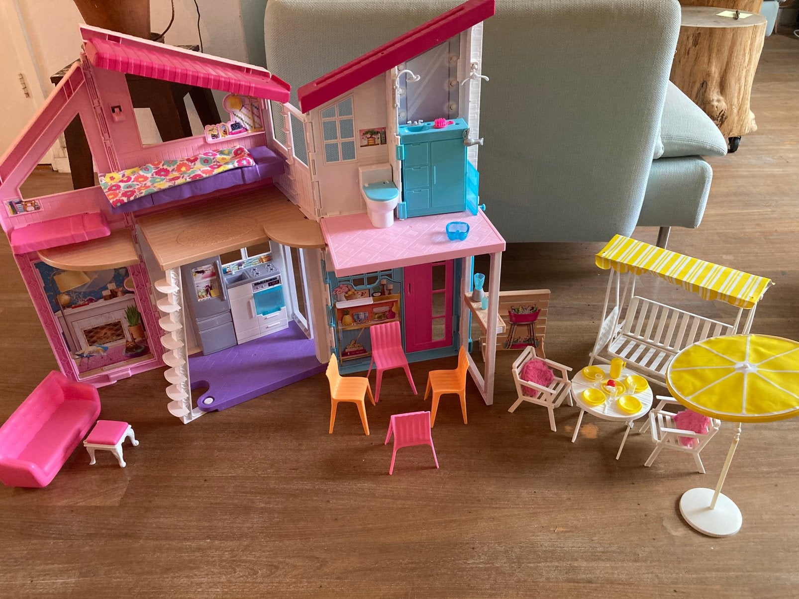 Barbie Malibu dreamhouse + extra’s, Ophalen, Gebruikt, Poppenhuis