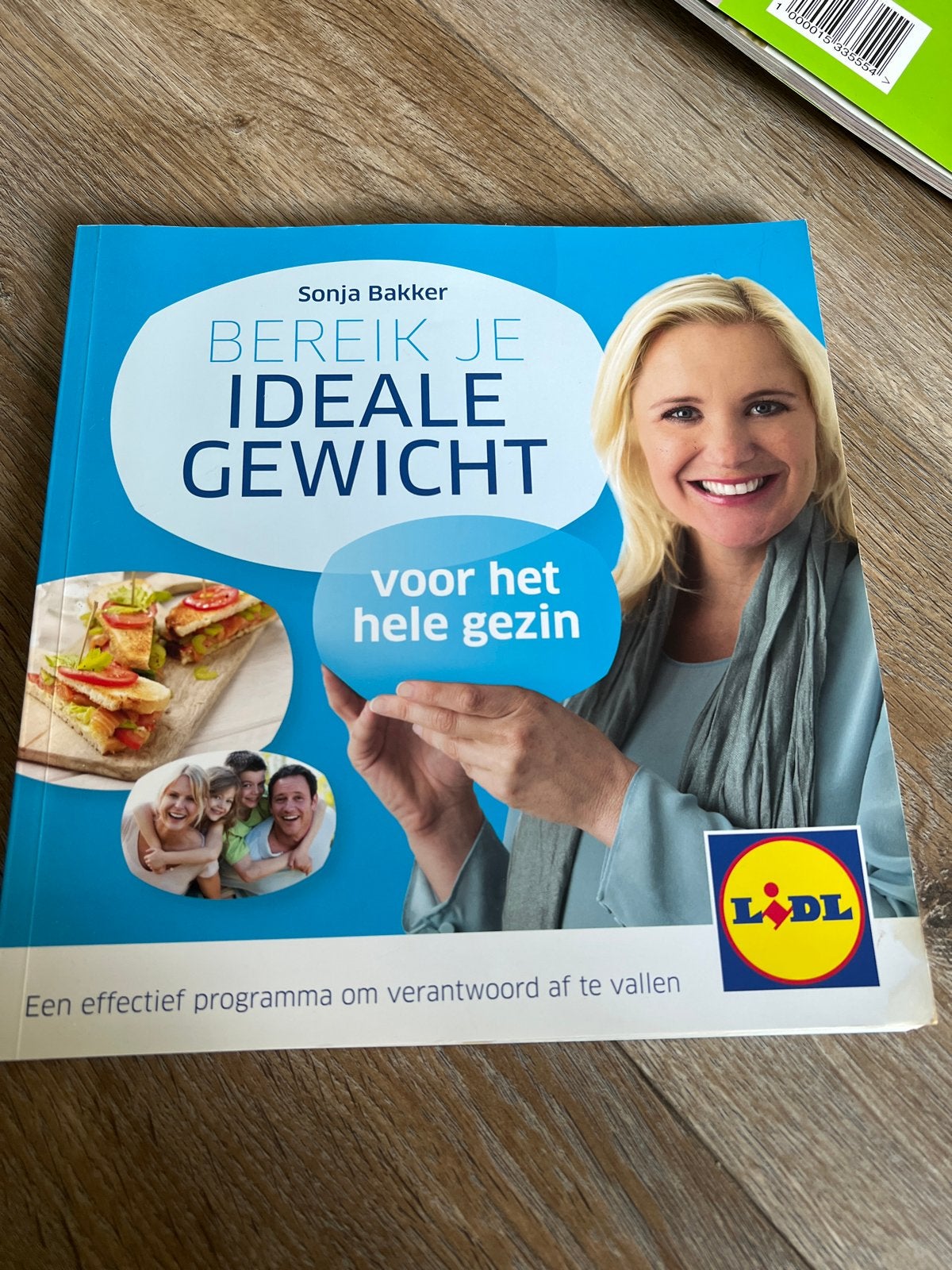 Bereik je ideale gewicht - Sonja Bakker (Lidl), Boeken, Gezondheid, Dieet en Voeding, Ophalen of Verzenden, Zo goed als nieuw