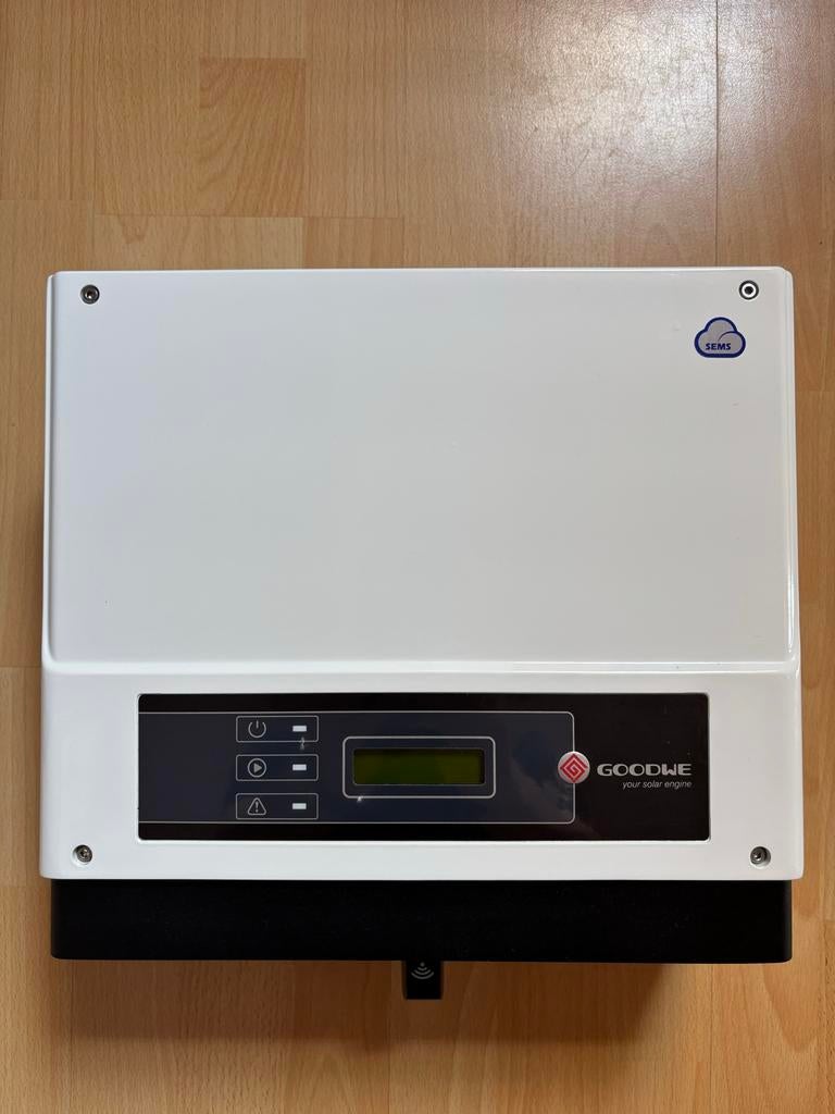 Goodwe GW2000-NS omvormer voor zonnepanelen, Ophalen, Zo goed als nieuw, Overige typen