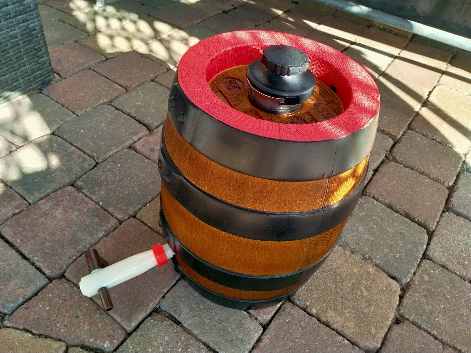 Bier- of wijnvat met tapkraan, Ophalen of Verzenden, Gebruikt, Overige typen, Overige merken