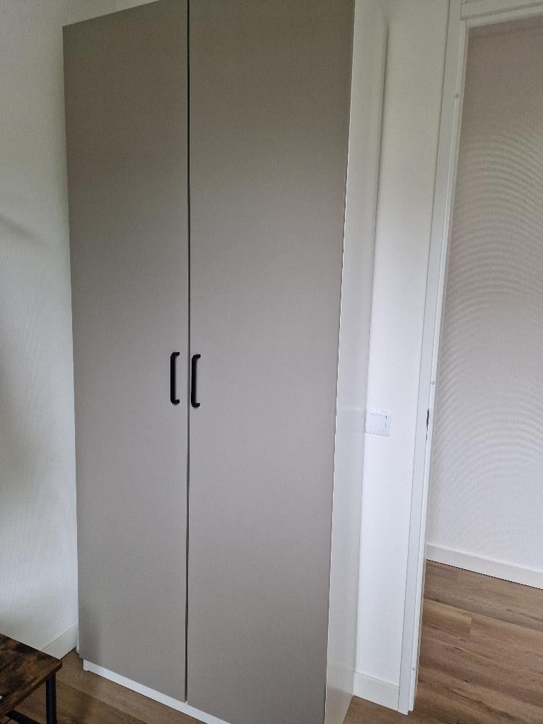 Pax kast 2-deurs ondiep, beige deuren, h230, d35,  b100 cm, Huis en Inrichting, Kasten | Kledingkasten, Ophalen, 200 cm of meer
