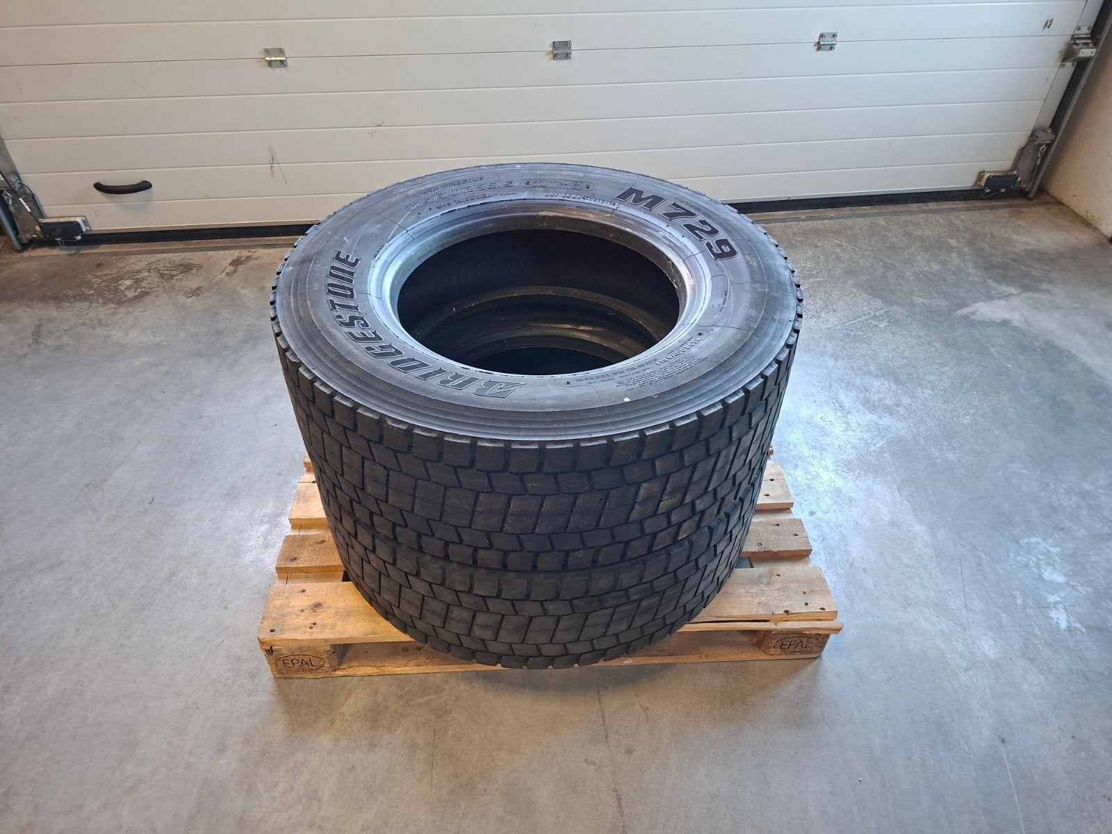 Bridgestone 315/70R22.5 Trekasbanden, Ophalen, Gebruikt, Overige merken, Overige Auto-onderdelen