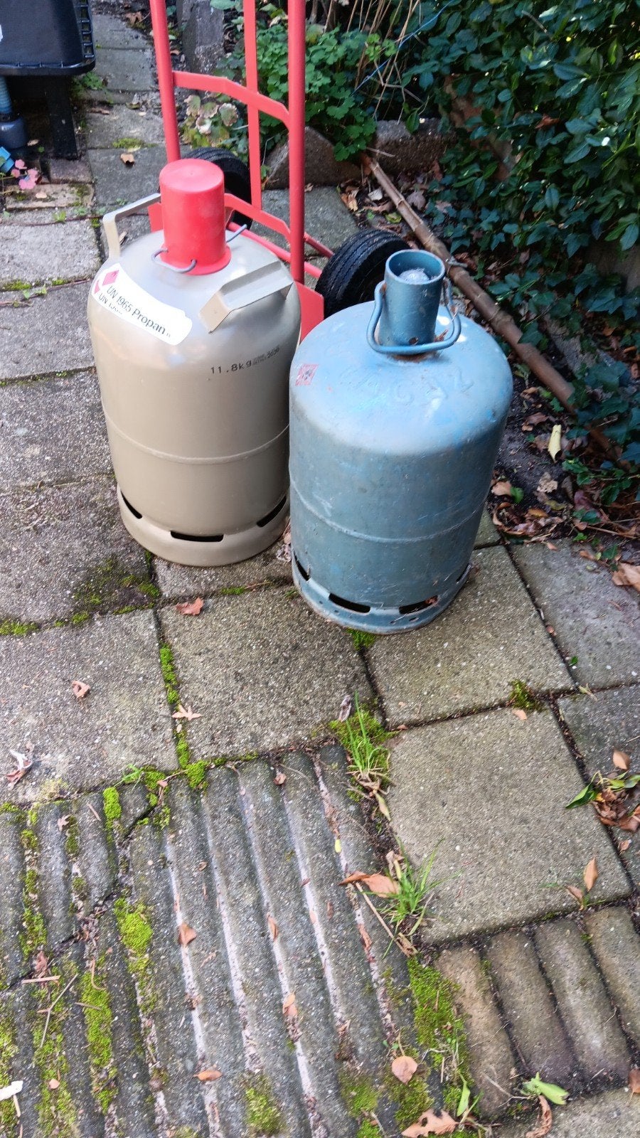 Propaan gasfles,  vol. en  butaan, Ophalen, Gebruikt