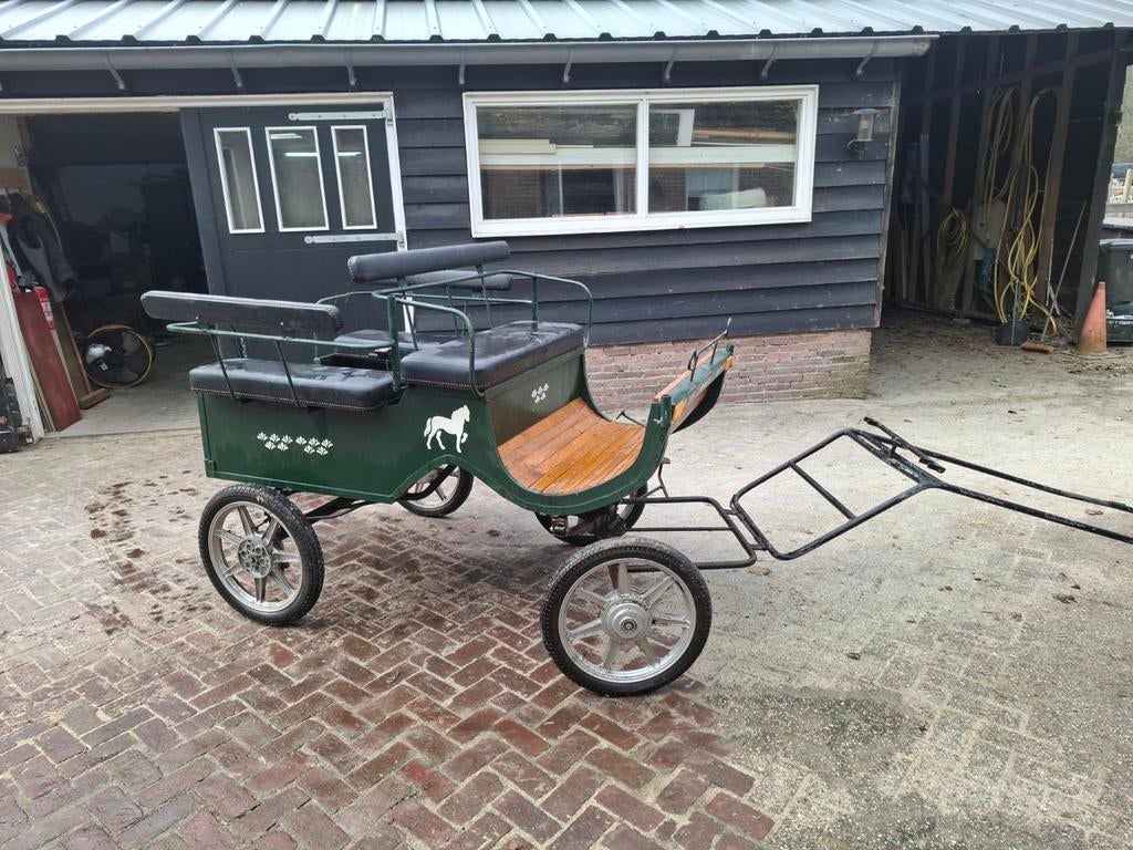 Mooie pony koets loopt licht  en geschikt voor kleinere pony, Dieren en Toebehoren, Rijtuigen en Koetsen, Pony