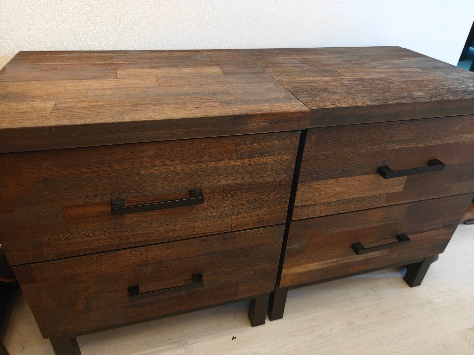 Vintage nachtkastje 2x - donker hout, Ophalen of Verzenden, Gebruikt, 25 tot 50 cm, 50 tot 100 cm