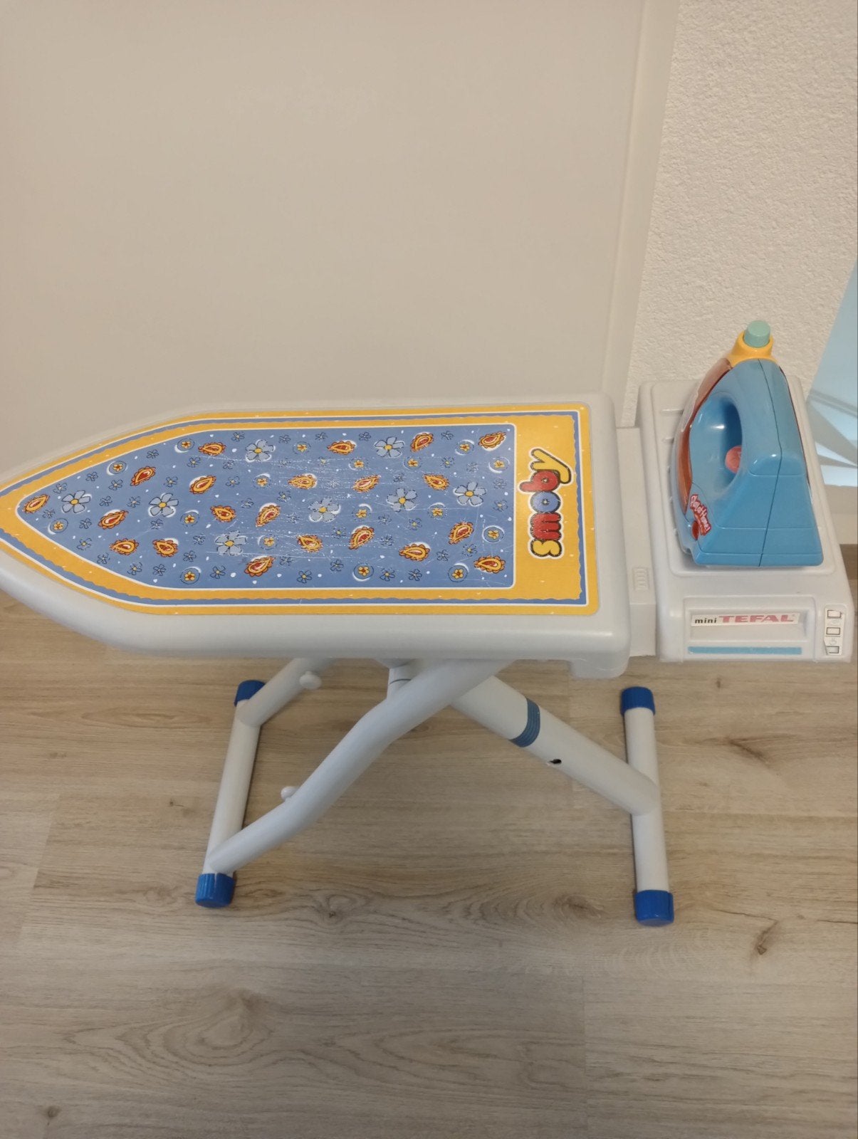 Smoby Mini Tefal Strijkplank met Strijkijzer, Ophalen of Verzenden, Zo goed als nieuw, Meisje