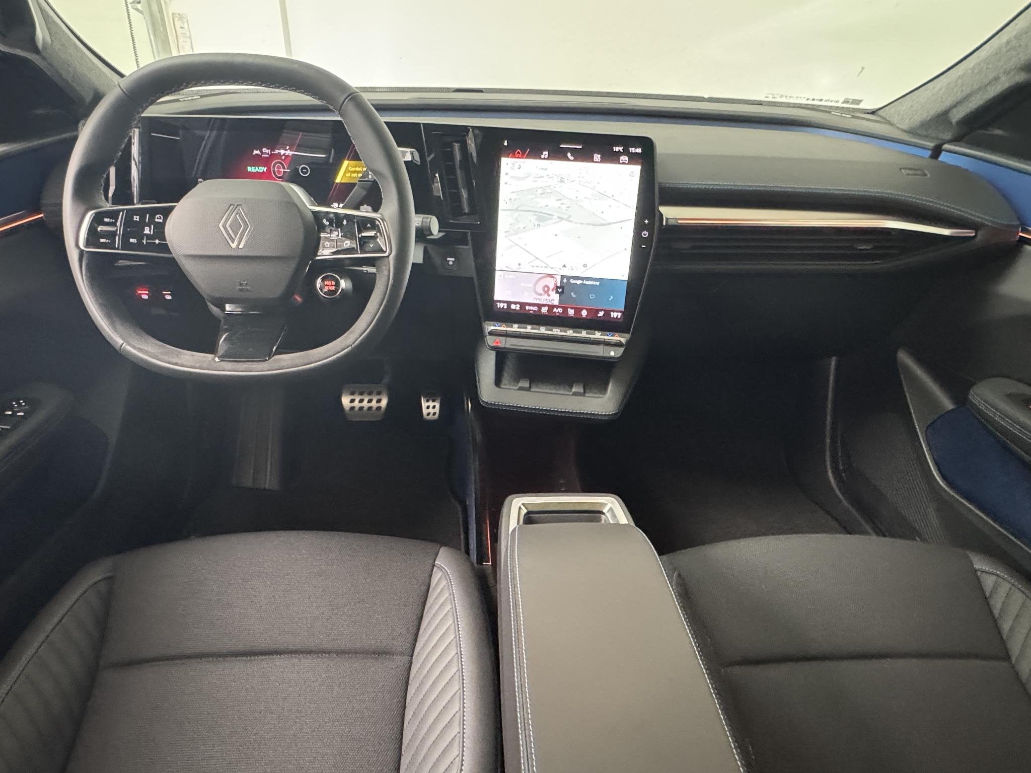 Renault Scenic E-Tech EV87 long range esprit Alpine | DEMO |, Met garantie (alle), Leder en Stof, Wit, 625 km