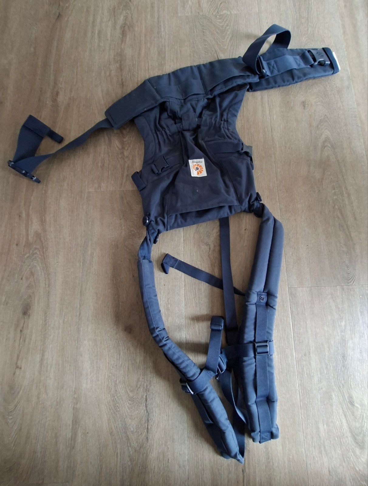 Ergobaby Adapt Midnight Blue nieuw!, Kinderen en Baby's, Ophalen, Zo goed als nieuw, Draagzak, Overige merken