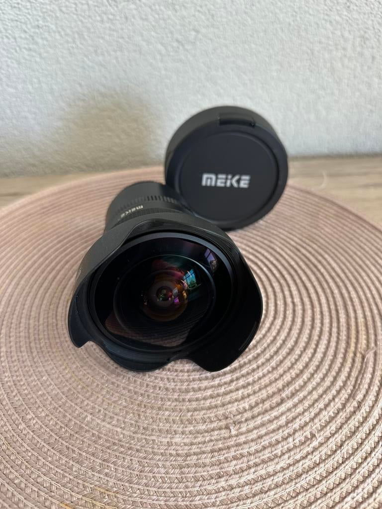 Meike 8mm f/3.5 Fisheye lens voor MFT, Ophalen of Verzenden, Zo goed als nieuw, Groothoek Fisheye-lens