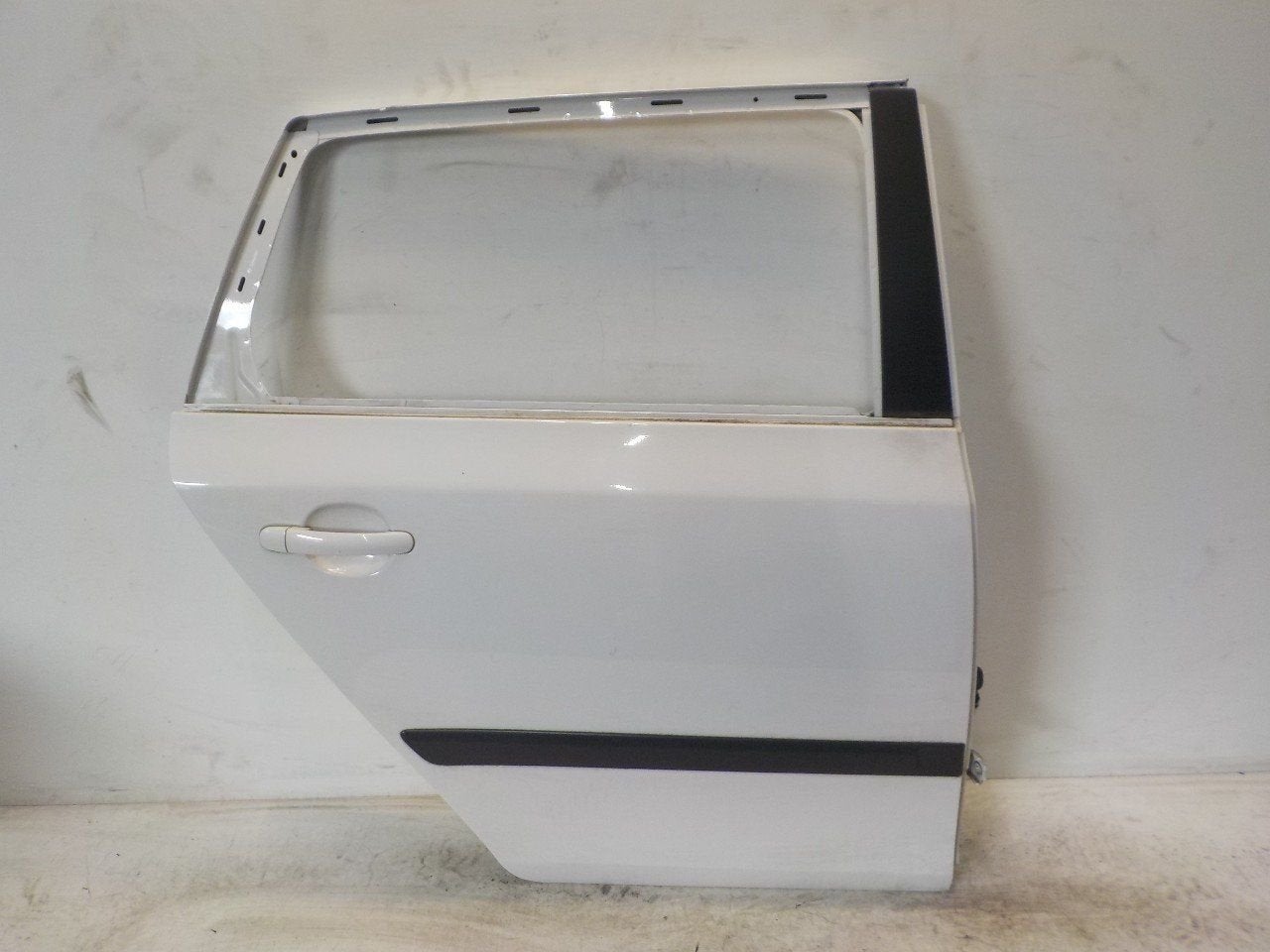 Portier rechts achter Skoda Fabia, Onderdelen@venauto.nl, Van der Ven Autorecycling B.V., Gebruikt, Ettenseweg 76, 4706 PB Roosendaal, The Netherlands