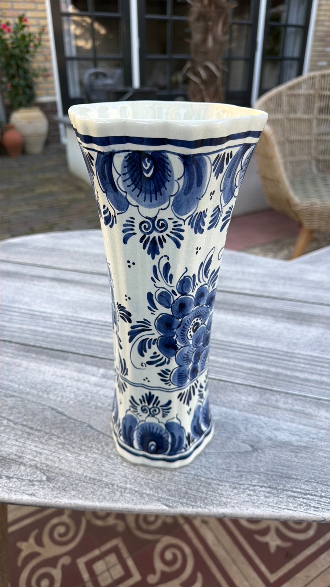 Prachtige handgeschilderde Delfts blauwe ribbelvaas, Antiek en Kunst, Ophalen of Verzenden