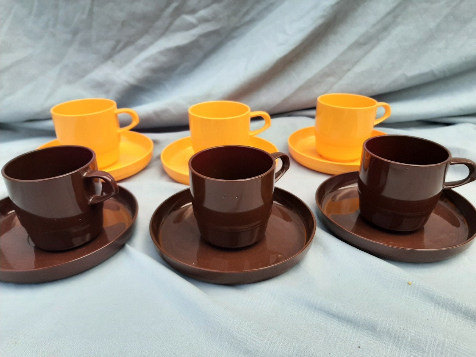 6 vintage Kop en schotels/ Mepal/ bruin en geel, Overige materialen, Gebruikt, Ophalen of Verzenden, Overige stijlen