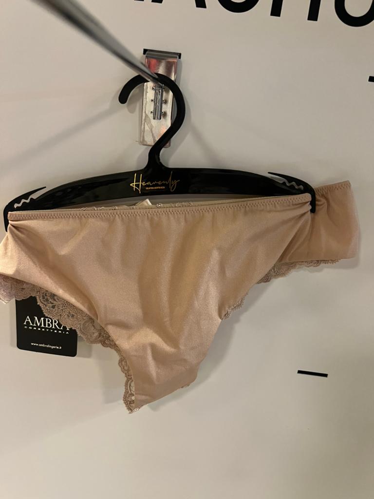 Ambra slip maat 38 NIEUW!! Nu €12,50, Ophalen of Verzenden, Slip