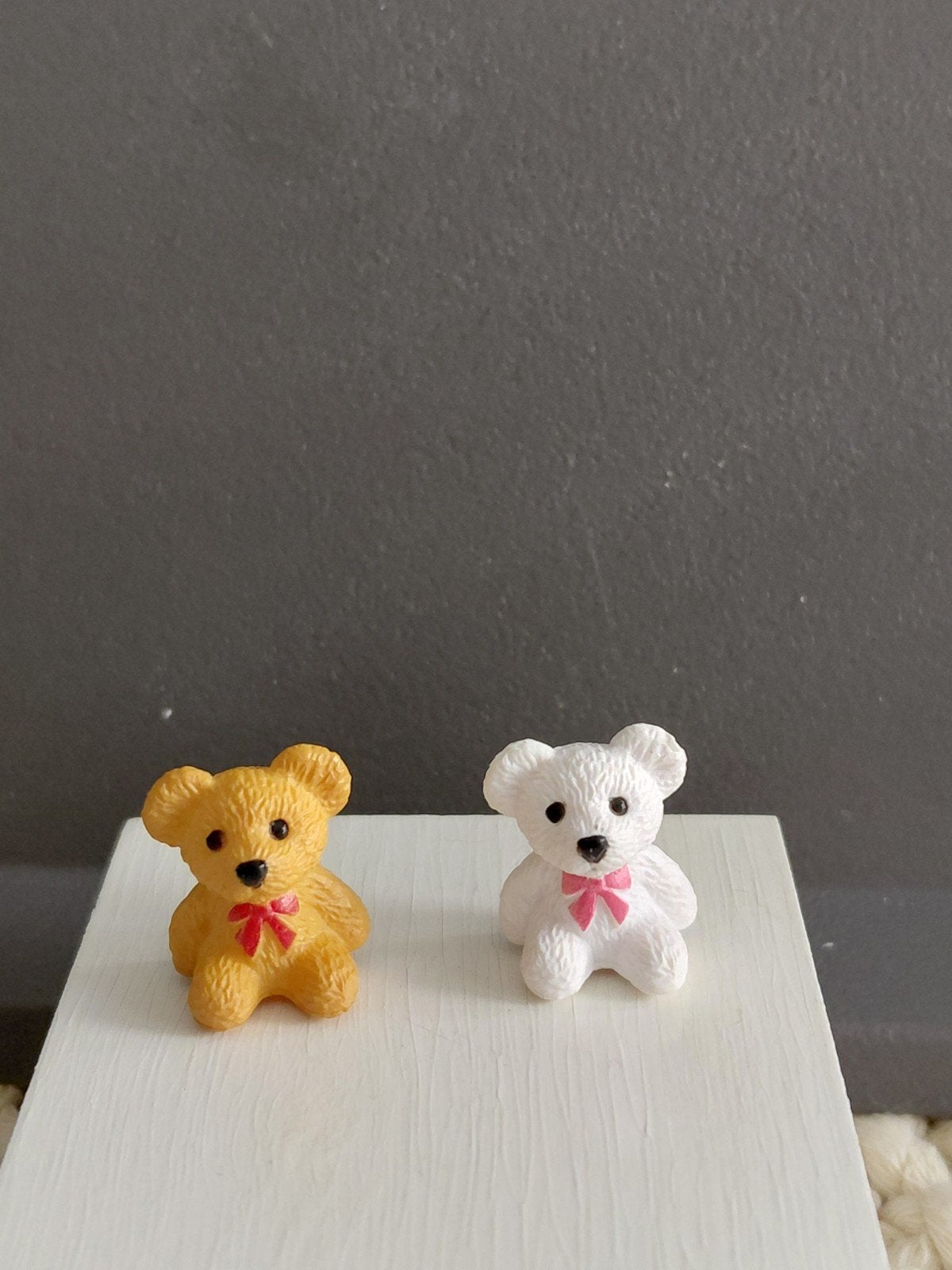 beertjes van hars voor poppenhuis 2,25 per stuk, Verzamelen, Ophalen of Verzenden, Nieuw, Poppenhuis