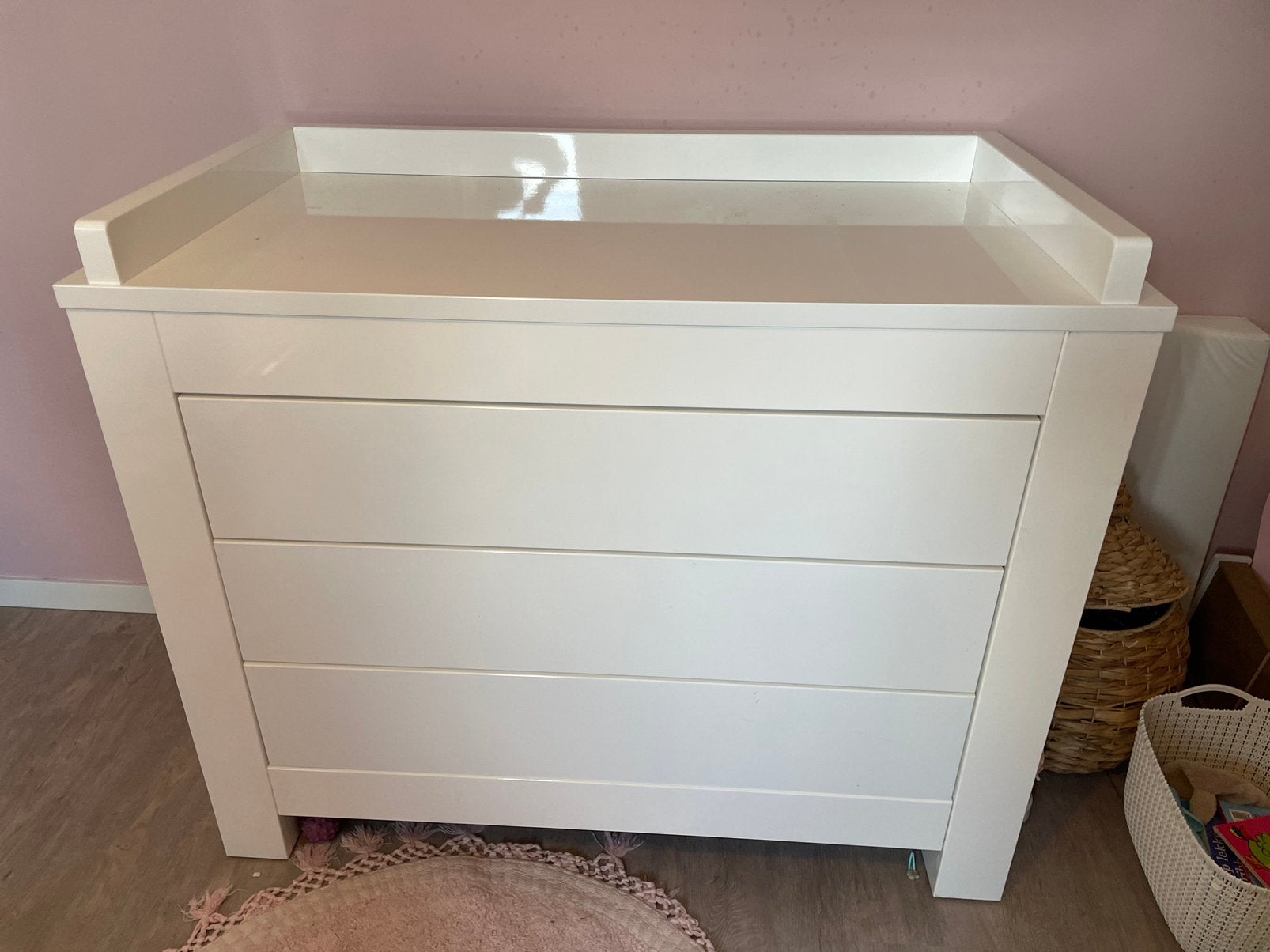 Kidsmill Alaska commode hoogglans, Ophalen of Verzenden, Zo goed als nieuw, 100 tot 150 cm, Minder dan 50 cm