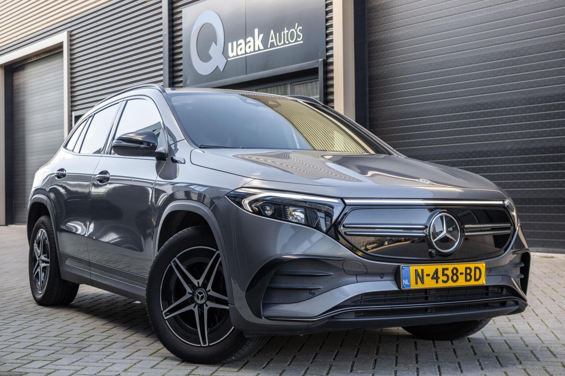 Mercedes EQA 250 Business Solution AMG 67 kWh | CAMERA | BTW, Gebruikt, 750 kg, 190 pk, SUV of Terreinwagen