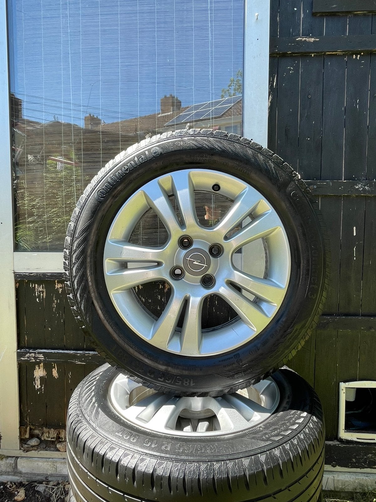 Opel corsa velgen 15 inch 4x100, Ophalen, Gebruikt, 15 inch, Banden en Velgen