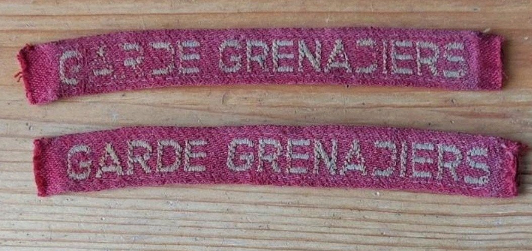 Set naamlinten Garde Grenadiers, Ophalen of Verzenden, Landmacht, Nederland, Embleem of Badge