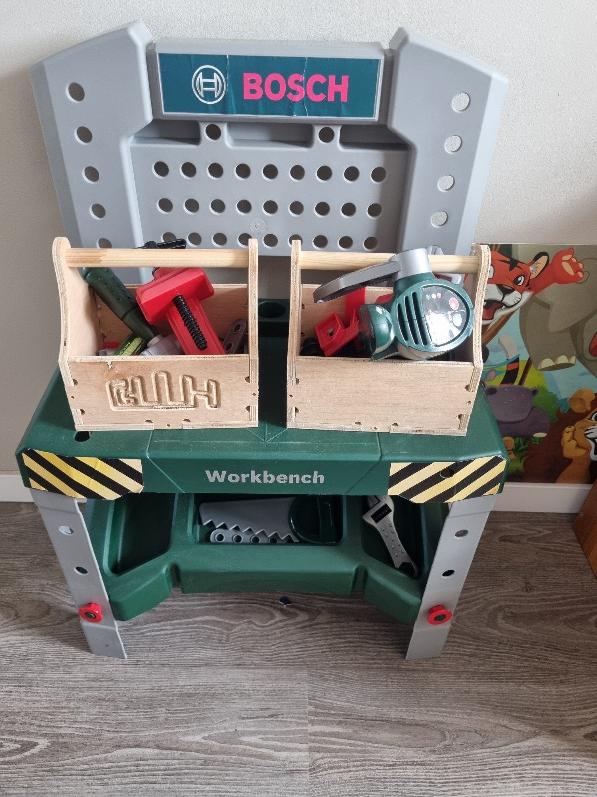 Bosch speelgoed werkbank met gereedschap, Ophalen, Zo goed als nieuw, Bouwen
