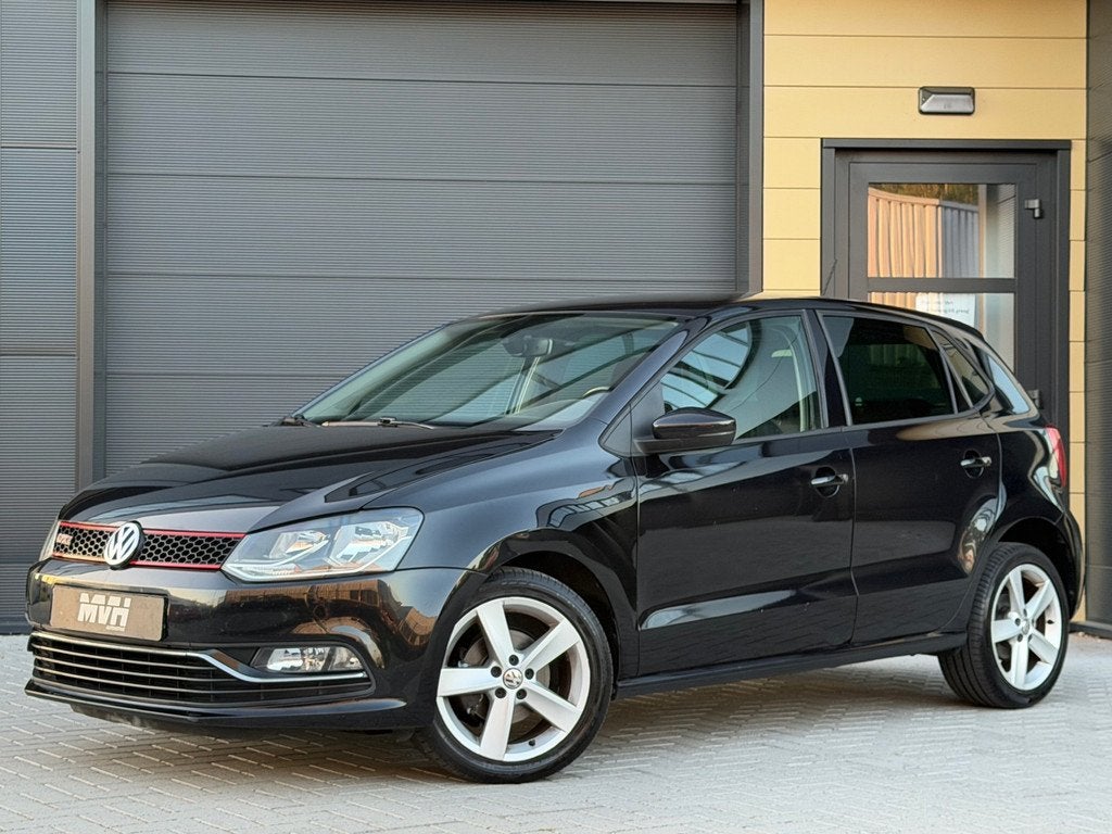 Volkswagen Polo 1.2 TSI Highline - GTI Uitv. - Navi - Airco, Stof, Euro 6, 4 cilinders, Zwart