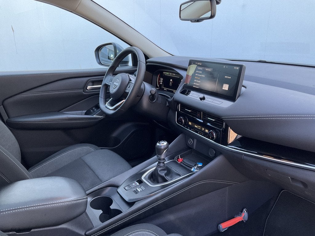 Nissan QASHQAI 1.3 MHEV N-Connecta Pano 360° Trekhaak Adapt, Auto's, Nissan, Voorwielaandrijving, 1304 kg, Gebruikt, Euro 6
